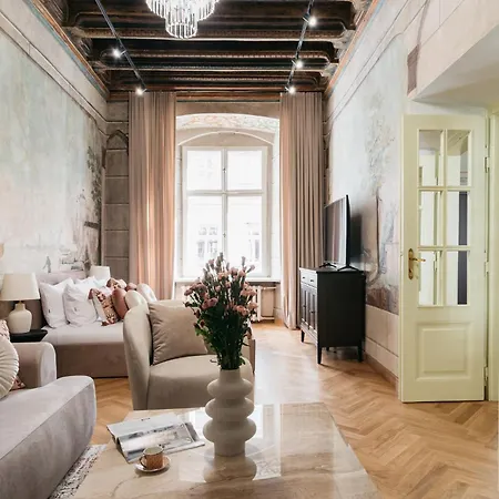 Gallery 7 - Loftaffair Collection Apartment *