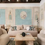 Gallery 7 Heritage - Loftaffair Collection Krakau